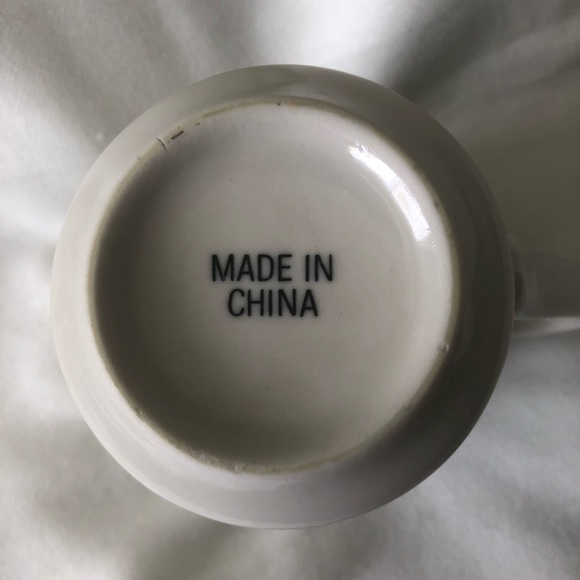 A & W MUG - 12 oz - CERAMIC - RARE DESIGN - BRAND NEW - 4” tall x 3” wide - Picture 5 of 13